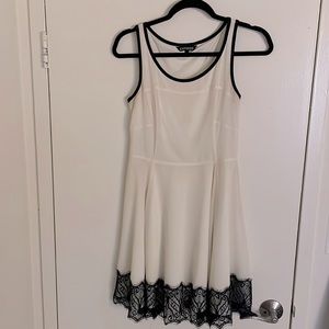 Express Women's Size 2 Cream Dress Black Trimming & Lace Bottom